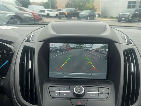 Used 2019 Ford Escape SE AWD/4WD image 22