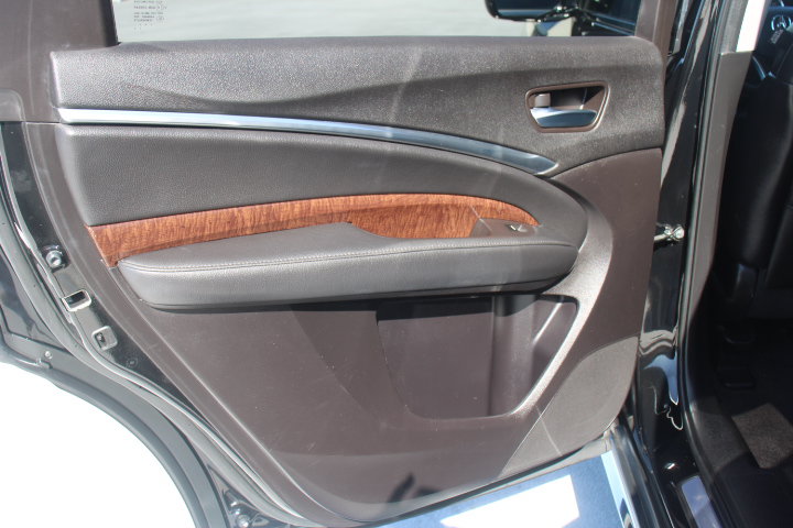 Used 2018 Acura MDX SH-AWD image 12