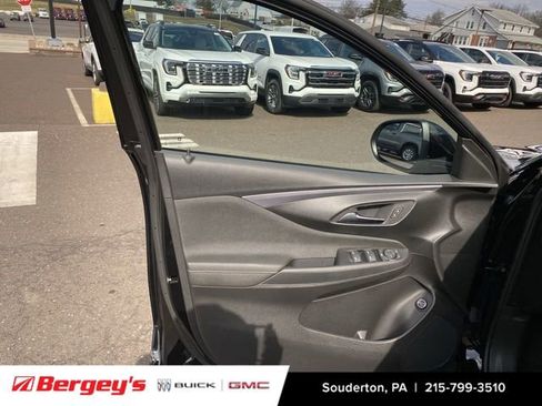New 2026 Buick Envista Sport Touring w/ Convenience I Package FWD image 25