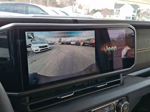 New 2026 Jeep Gladiator Sport image 16