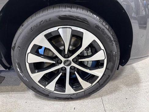 New 2026 Audi Q3 quattro 2.0T AWD/4WD image 12