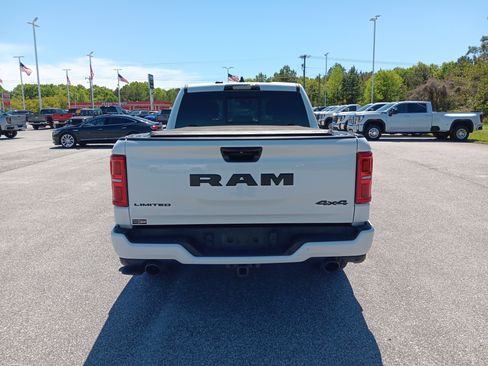 Used 2025 RAM 1500 Limited AWD/4WD image 5