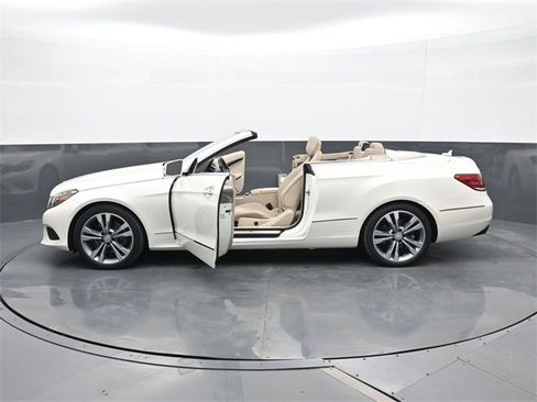 Used 2017 Mercedes-Benz E 400 Cabriolet image 25