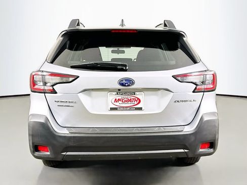 Used 2023 Subaru Outback Premium AWD/4WD image 18