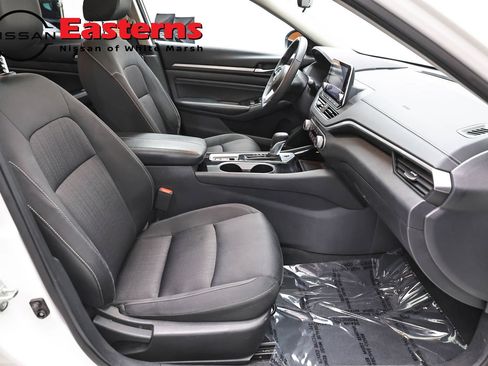 Used 2022 Nissan Altima 2.5 SV w/ SV Premium Package FWD image 23