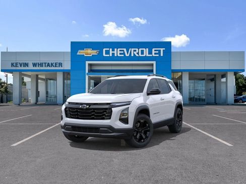 New 2026 Chevrolet Equinox LT w/ Convenience Package II FWD image 8
