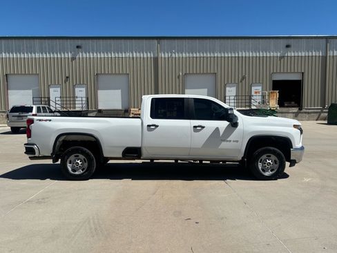 Used 2021 Chevrolet Silverado 2500 W/T w/ WT Fleet Convenience Package AWD/4WD image 2