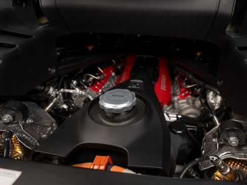 Certified 2023 Ferrari SF90 Spider image 27