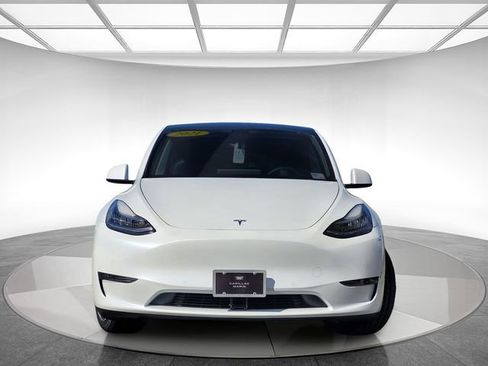 Used 2021 Tesla Model Y Long Range AWD/4WD image 2