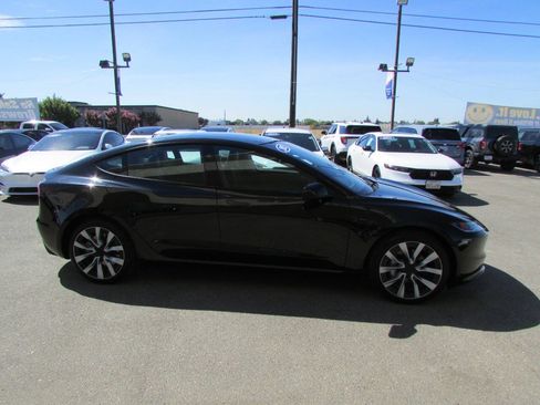 Used 2025 Tesla Model 3 RWD image 5