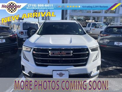 Used 2025 GMC Acadia Elevation