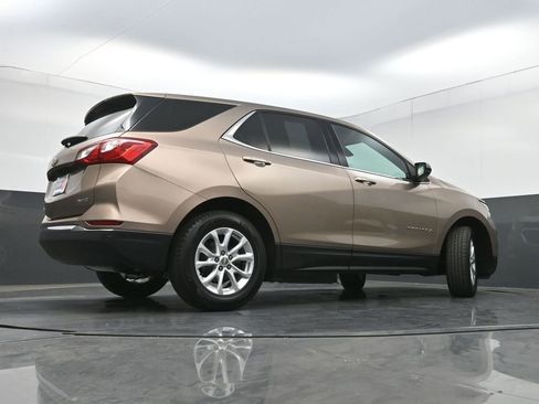 Used 2018 Chevrolet Equinox LT AWD/4WD image 26