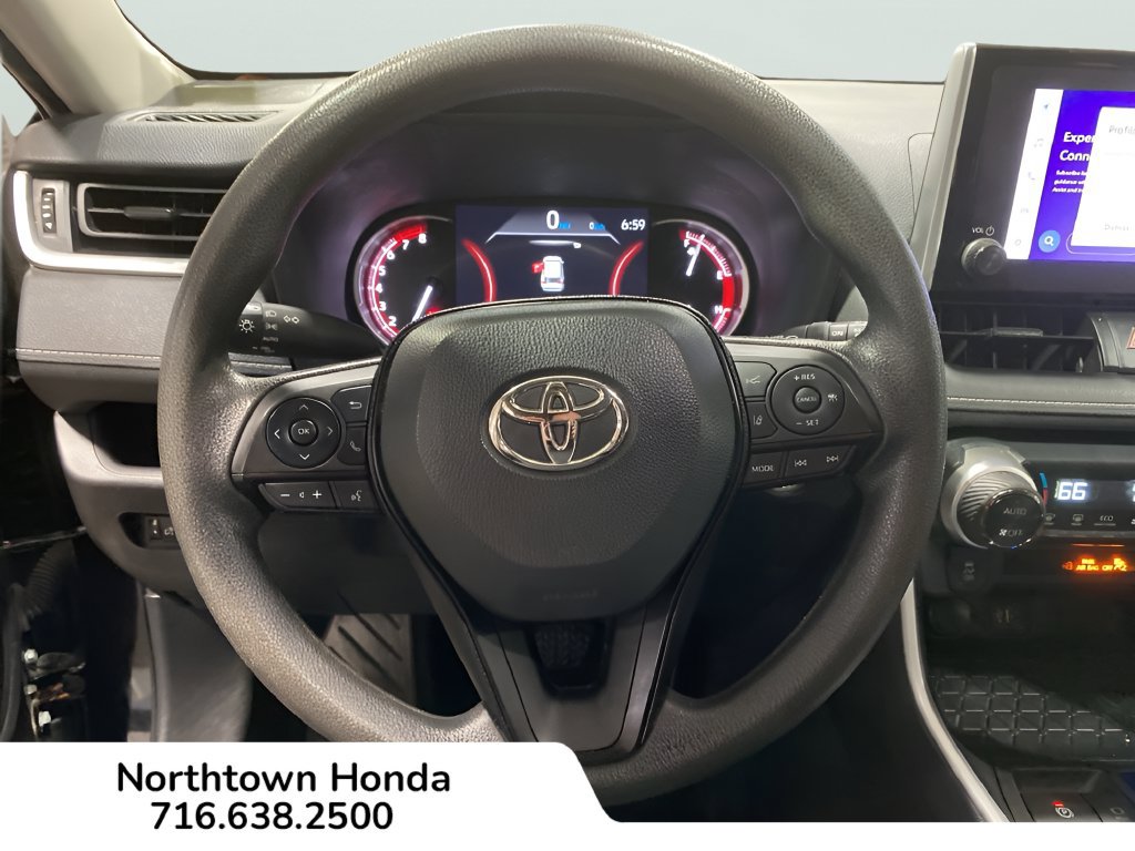 Used 2023 Toyota RAV4 XLE AWD/4WD image 19