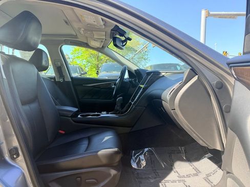 Used 2019 INFINITI Q50 Luxe w/ Essential Package (3.0T Luxe) AWD/4WD image 19