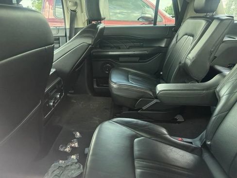 Used 2018 Ford Expedition Platinum AWD/4WD image 14