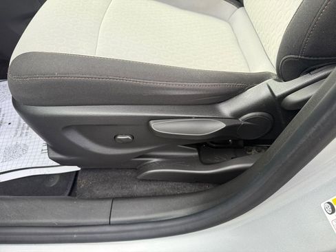 Used 2022 Chevrolet Trax LS w/ Tint and Cruise Package image 16