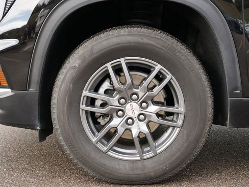 Used 2025 GMC Acadia Elevation image 34