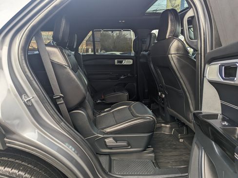 Used 2021 Ford Explorer ST w/ Equipment Group 401A image 32