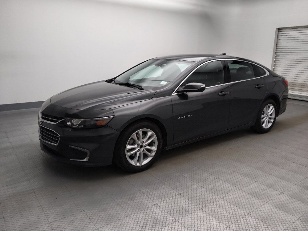 Used 2018 Chevrolet Malibu LT FWD image 2