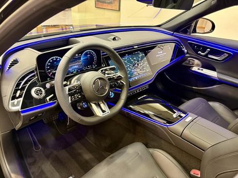 New 2026 Mercedes-Benz E 53 AMG e 4MATIC Sedan image 12
