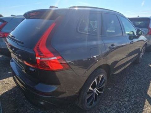 Used 2025 Volvo XC60 B5 Plus AWD/4WD image 3