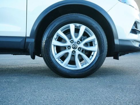 Used 2020 Nissan Rogue Sport SV w/ All-Weather Package image 9