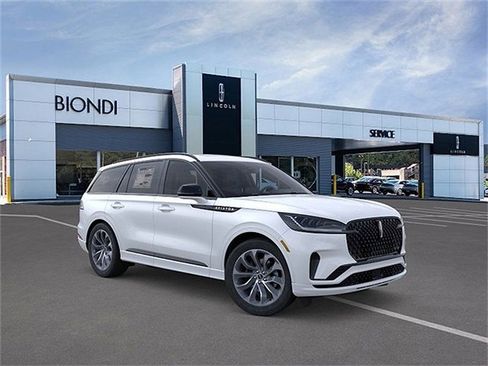 New 2026 Lincoln Aviator AWD image 7