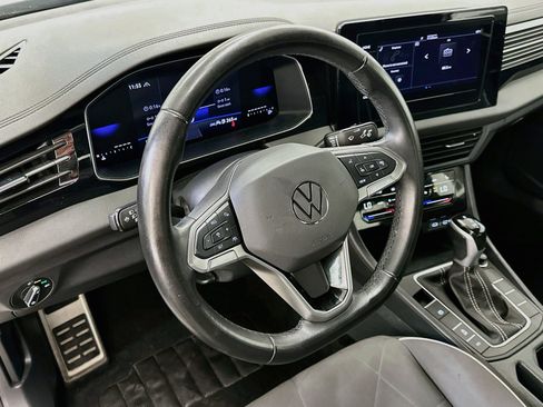 Used 2025 Volkswagen Jetta Sport FWD image 18