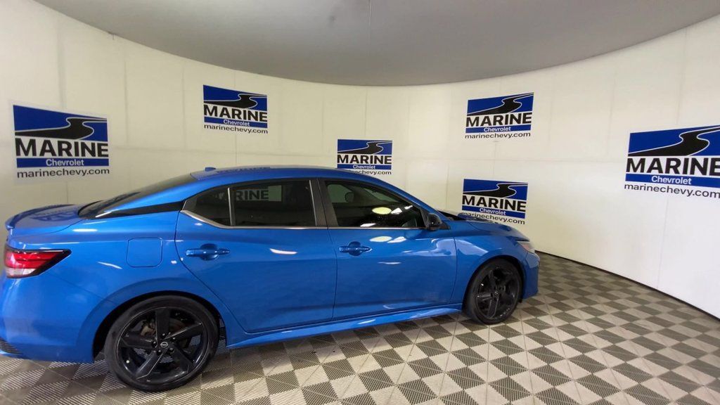 Used 2024 Nissan Sentra SR FWD image 2