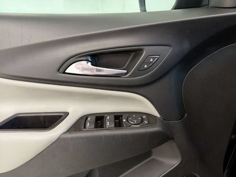 Certified 2021 Chevrolet Equinox LS w/ LS Convenience Package FWD image 21