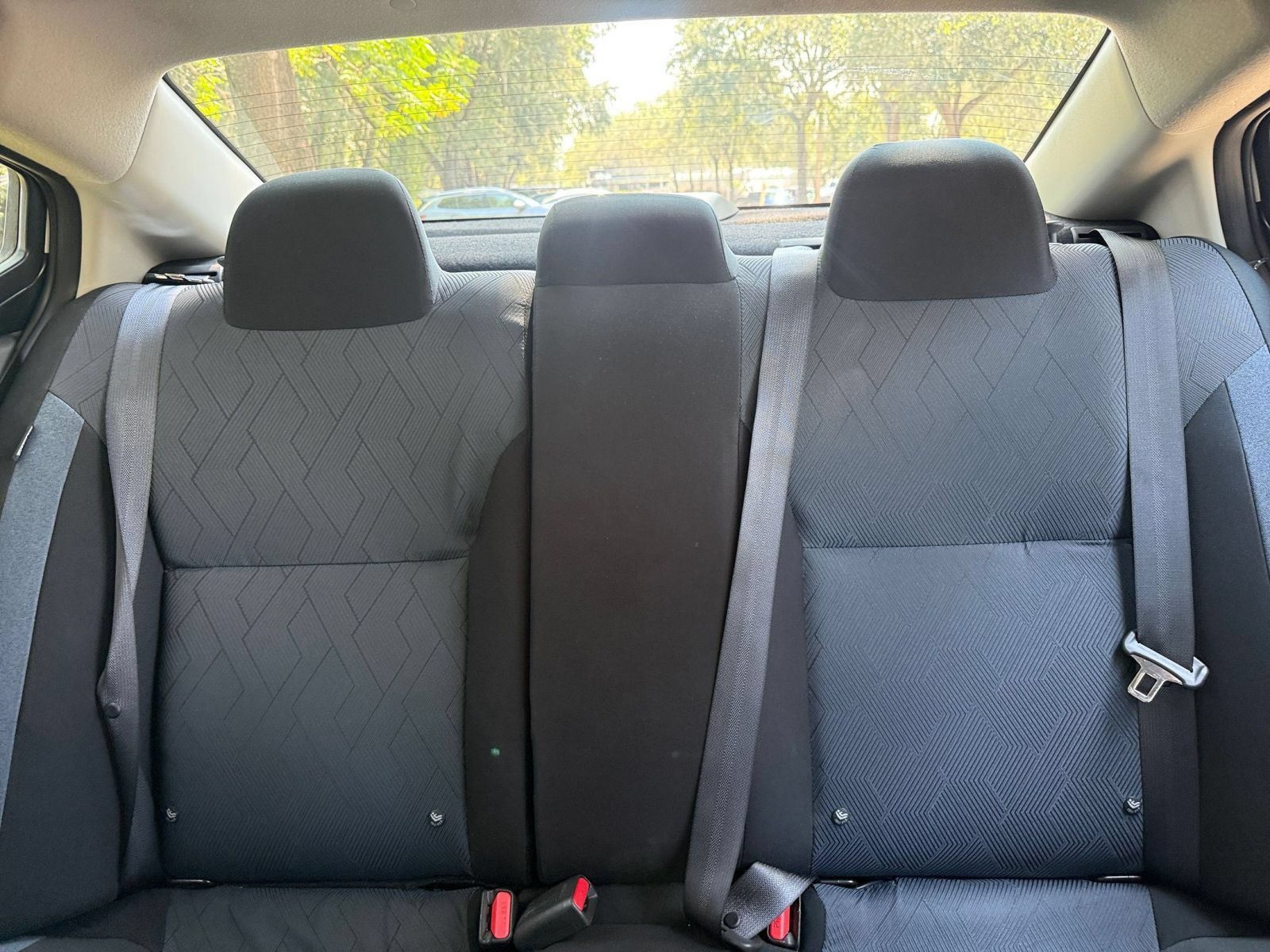 Used 2025 Nissan Versa SV FWD image 34