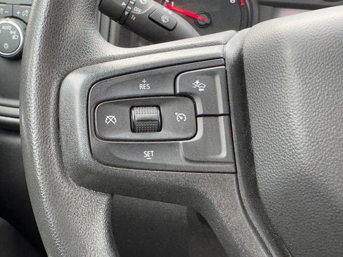 Used 2025 Chevrolet Silverado 1500 W/T image 19