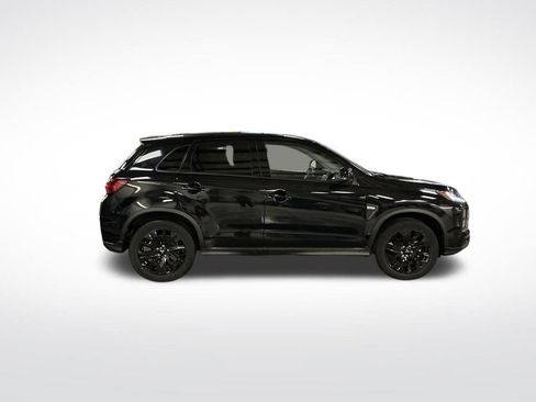 Used 2025 Mitsubishi Outlander Sport LE AWD/4WD image 6