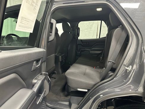 Used 2025 Toyota 4Runner SR5 image 43