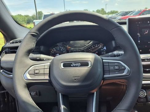 New 2026 Jeep Compass Latitude AWD/4WD image 13