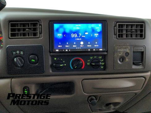 Used 2004 Ford F350 Lariat AWD/4WD image 18