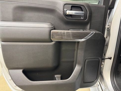 Used 2020 Chevrolet Silverado 1500 LTZ w/ LTZ Plus Package image 16