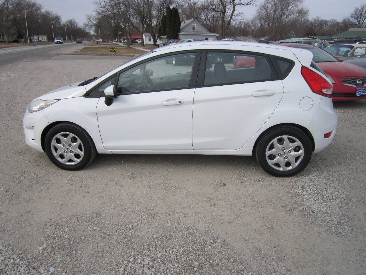 Used 2013 Ford Fiesta S FWD image 1