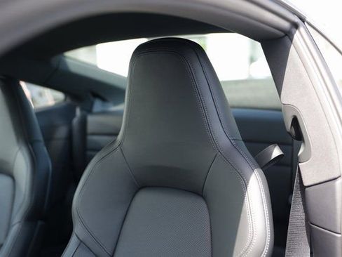 Certified 2025 Porsche 911 Carrera image 30