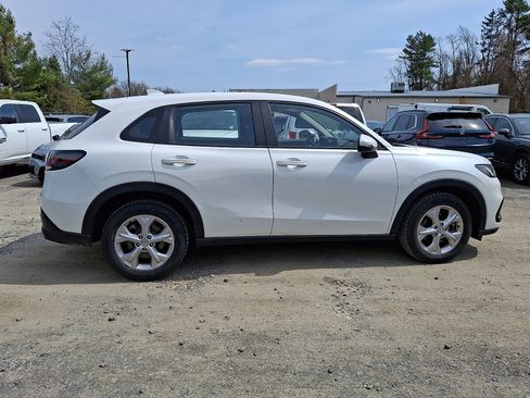 Certified 2023 Honda HR-V LX image 8