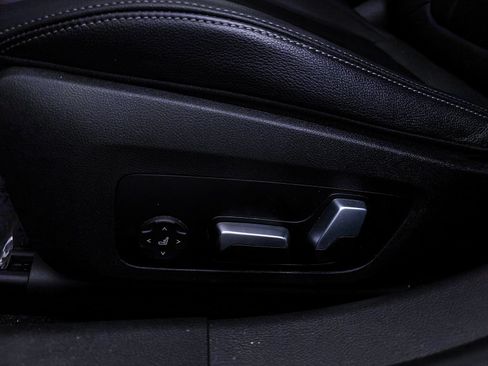 Used 2023 BMW 330i Sedan RWD image 19