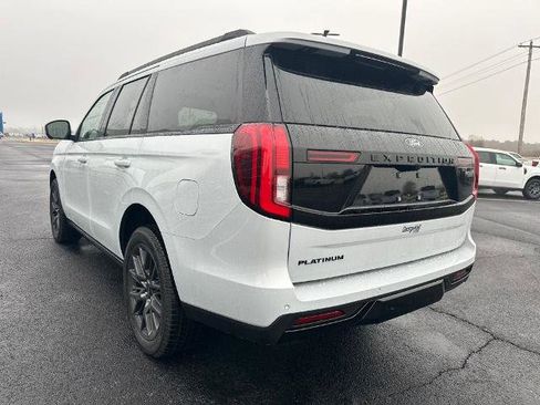 New 2025 Ford Expedition Platinum w/ Stealth Performance Package image 31