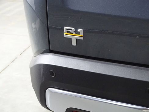 Used 2022 Rivian R1T Adventure image 44