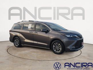 Used 2021 Toyota Sienna XLE video 1