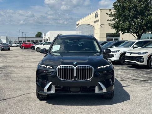 Used 2026 BMW X7 xDrive40i AWD/4WD image 2
