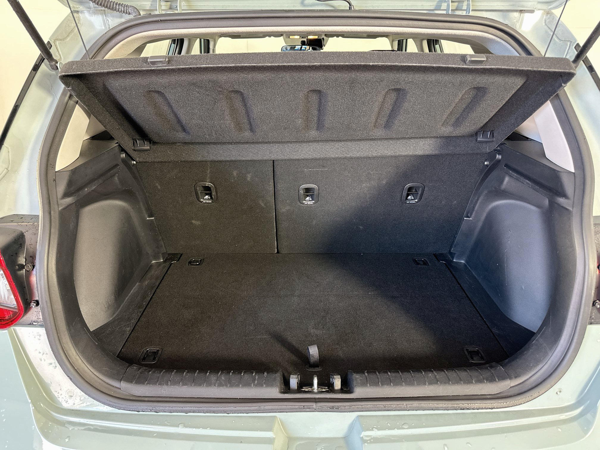 Used 2025 Hyundai Venue SEL FWD image 29