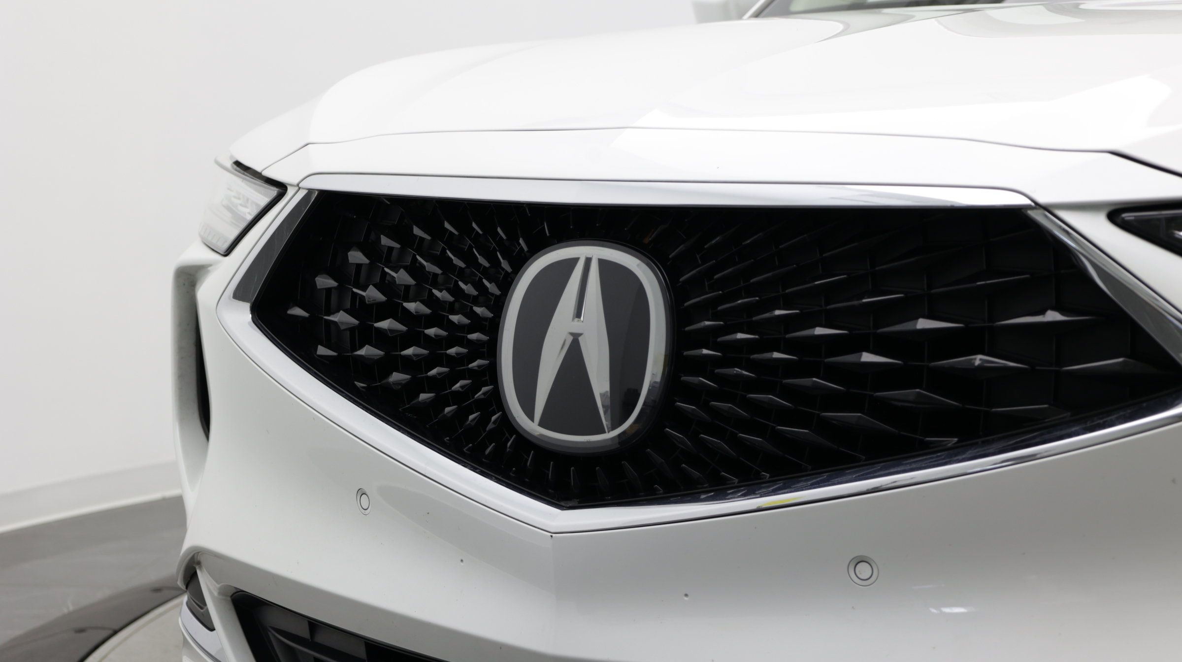 Used 2023 Acura MDX w/ Technology Package AWD/4WD image 11