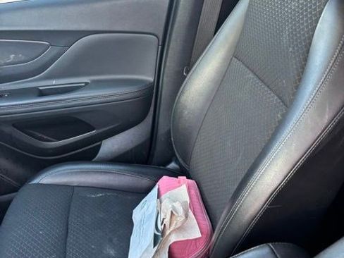 Used 2022 Buick Encore Preferred w/ Safety Package image 16