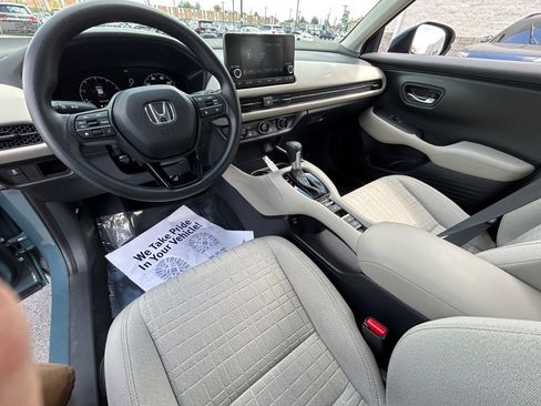 Used 2024 Honda HR-V LX image 11