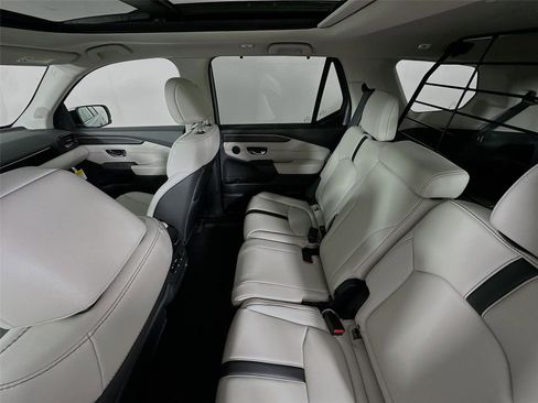 New 2026 Honda Pilot Touring image 11